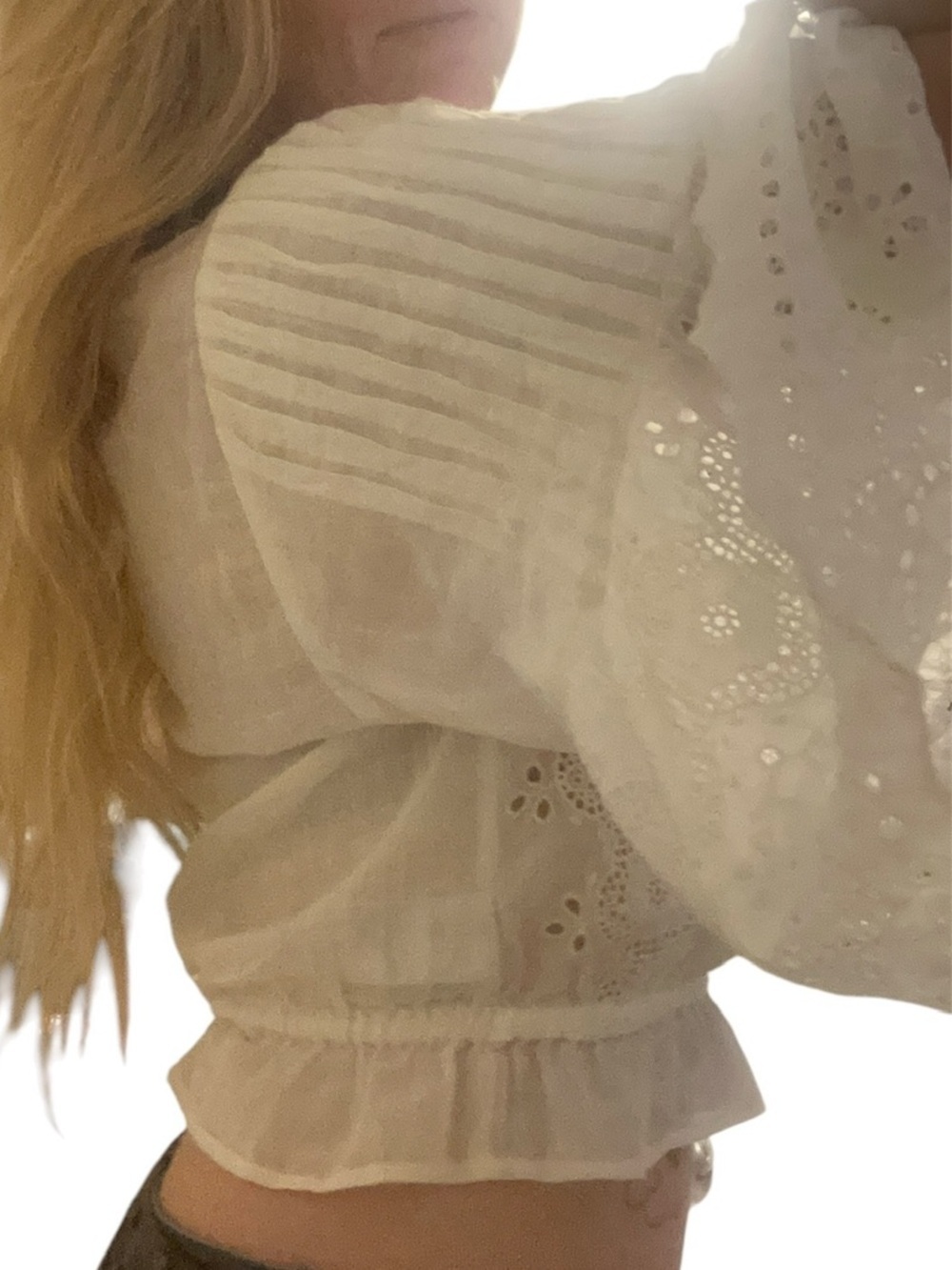 American Eagle Outfitters White Eyelet Lace Flare Sleeve Top Women XS Ethereal - Picture 3 of 12